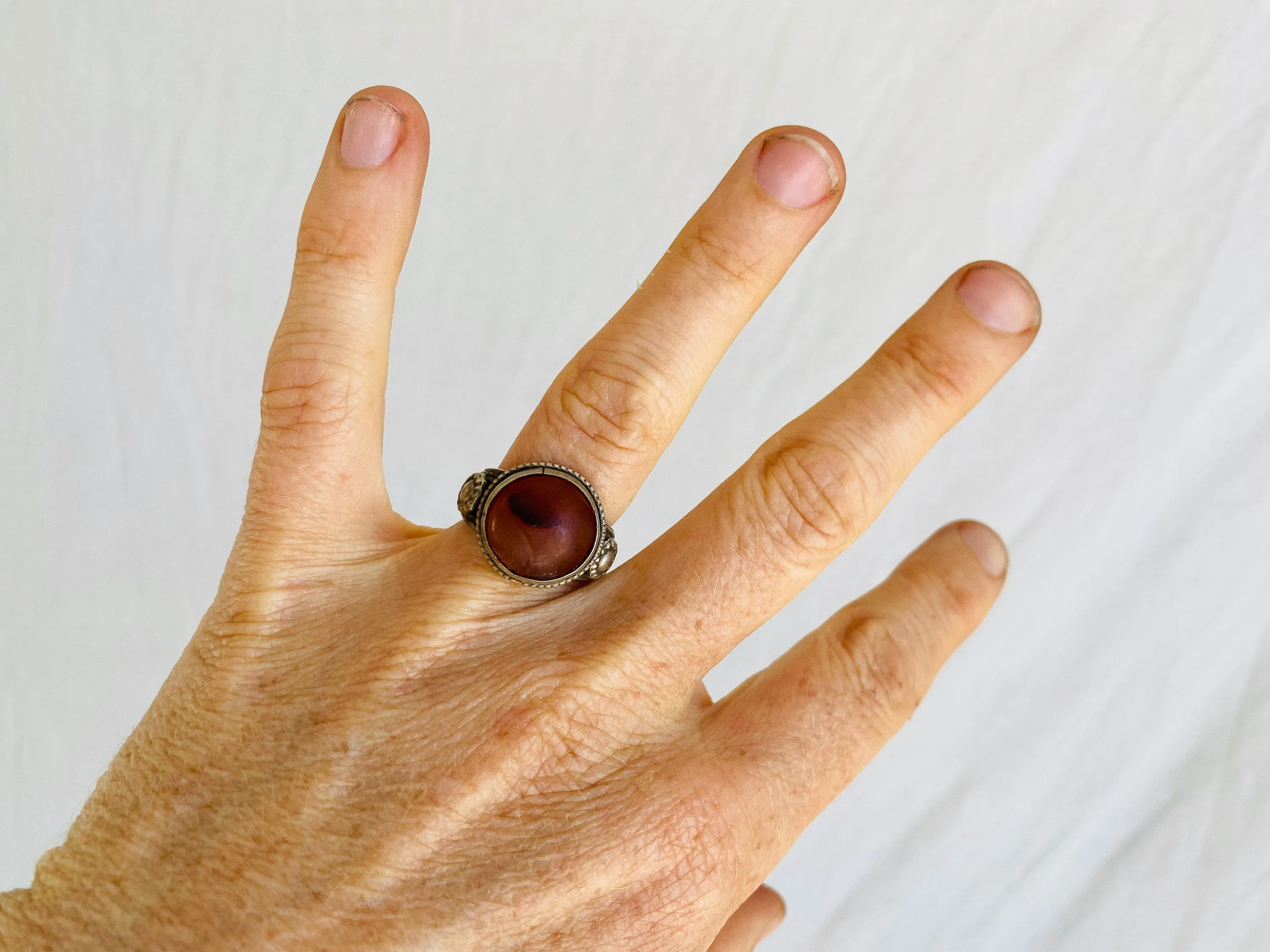 Antique Agate & Silver Ring. India.