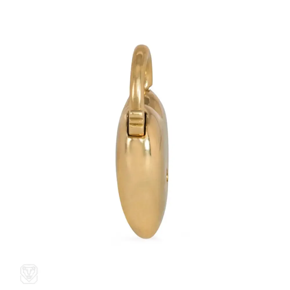 Antique gold padlock heart