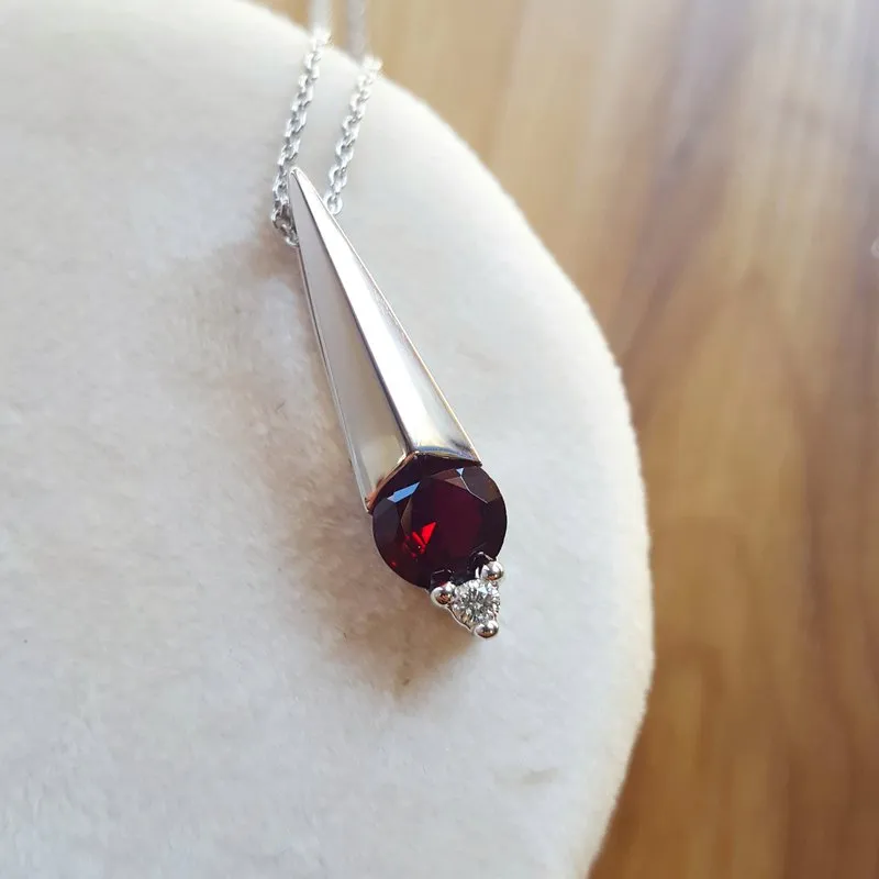Arizona Anthill Garnet Silver Jewelry Knife Edge Accented Pendant