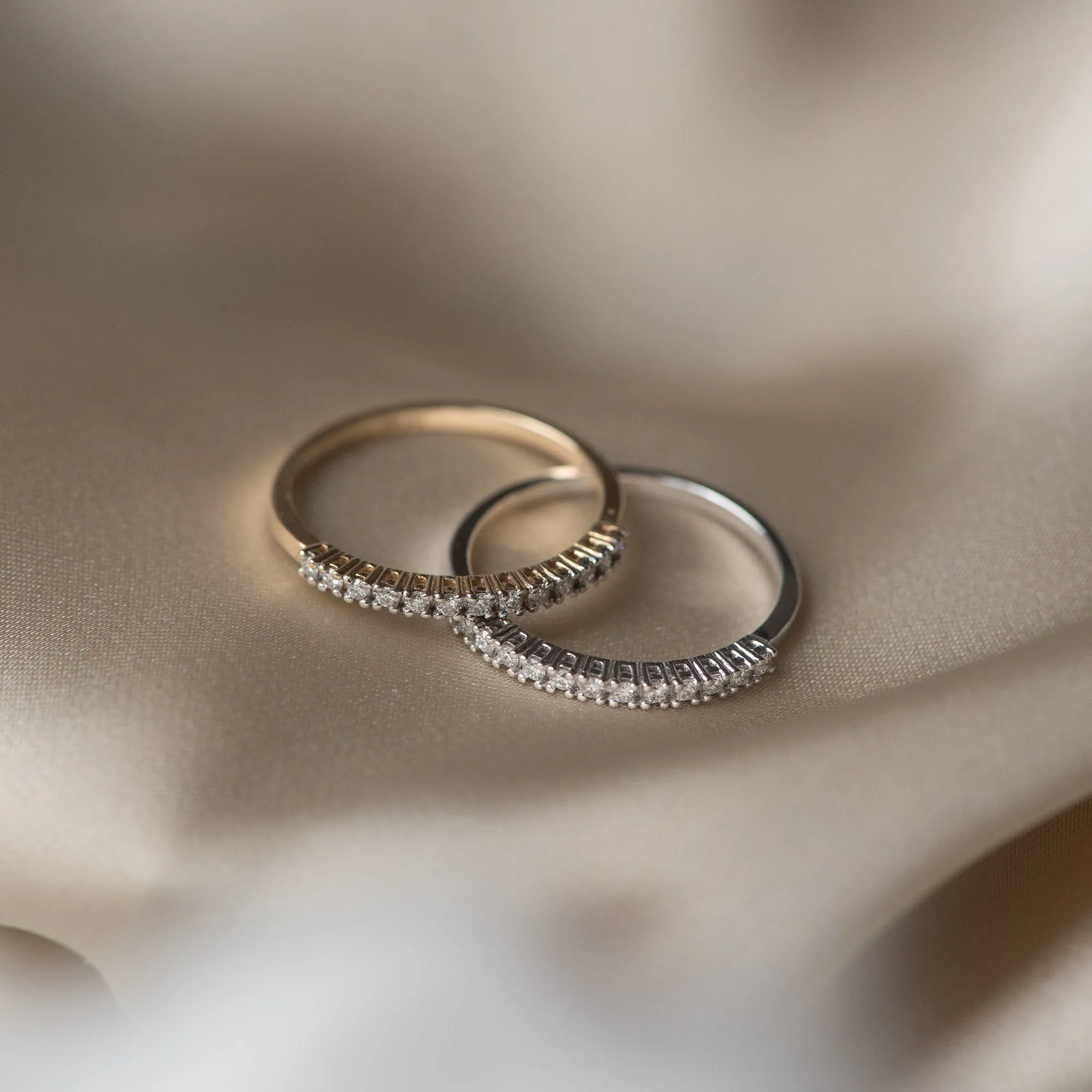 De la Paix Madeline 14 karat gold ring with diamond 0.14 carat