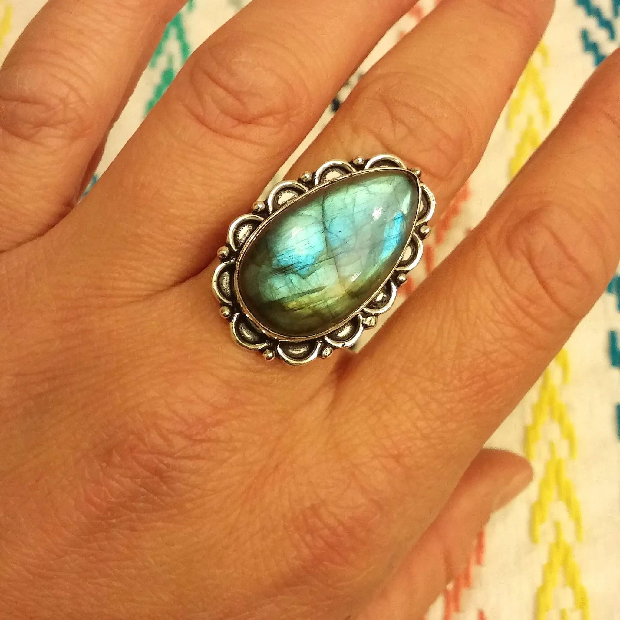 ELEGANT BLUE AND GREEN CHATOYANT LABRADORITE TEARDROP RING IN STERLING SILVER