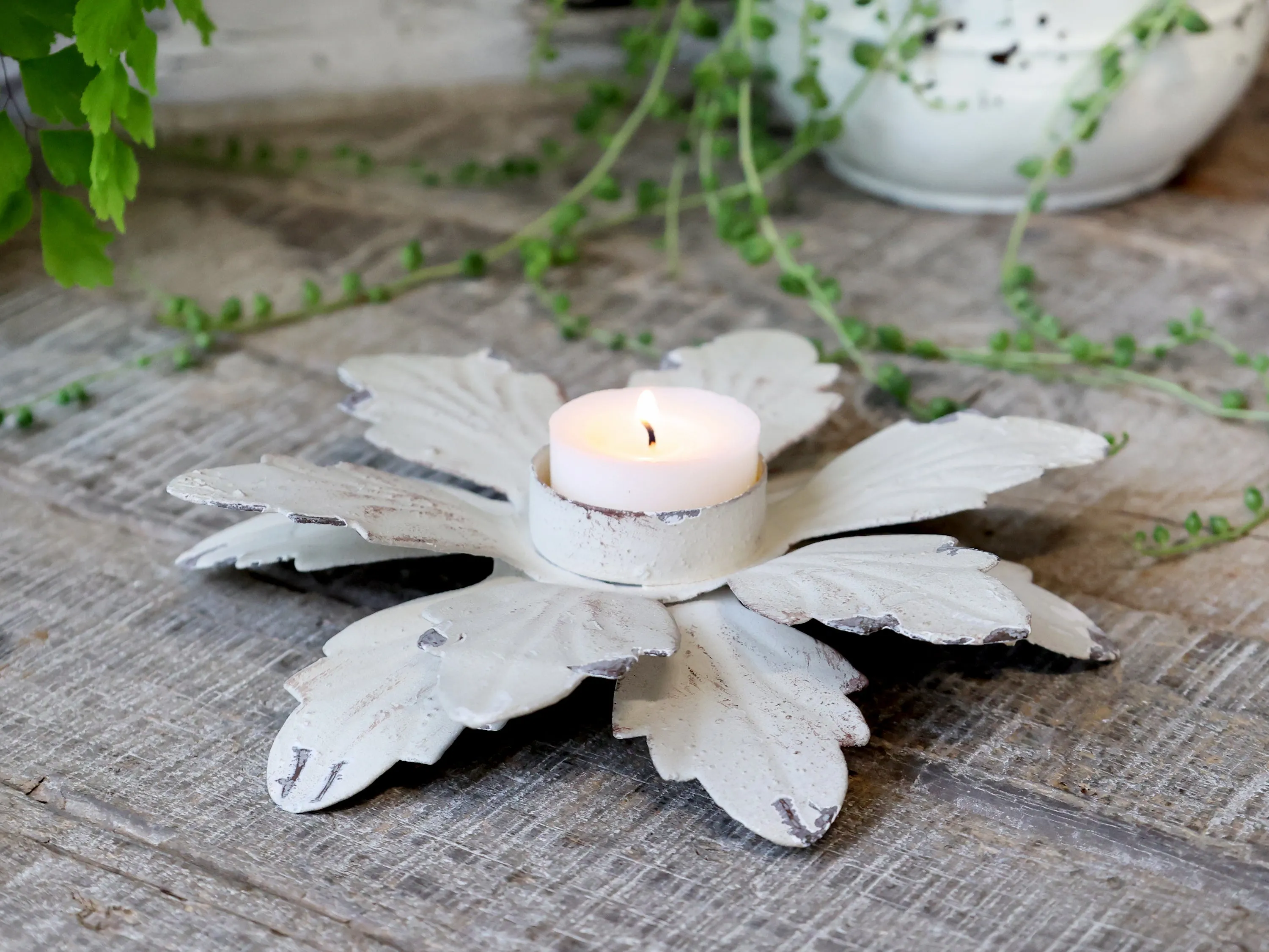 Floral Tealight holder