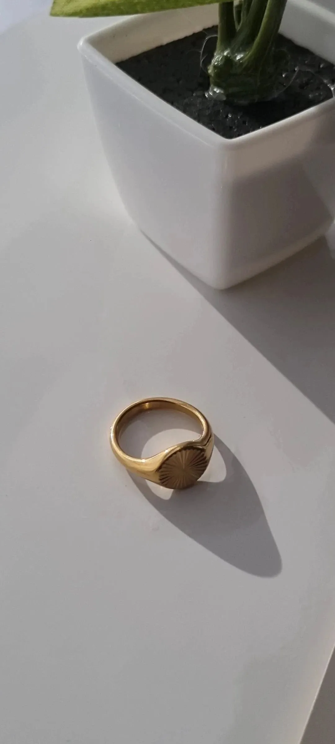 Gold Sun Geometric Wave Pattern Women's Ring, 9mm Wide, Size 6