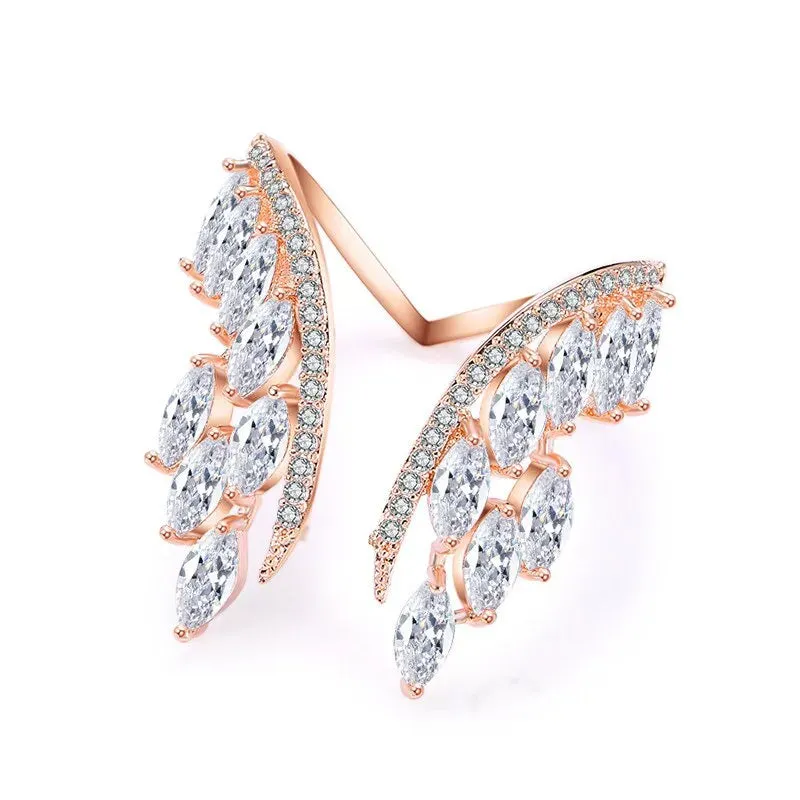 Lady Glams Romantic Cubic Zirconia Open Wing Joint Ring