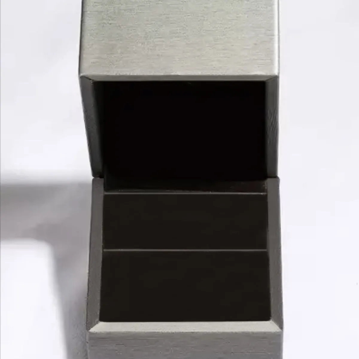 Minimalist 4-Stone Stud Earrings in Gold & Silver: Stylish and Modern Jewelry