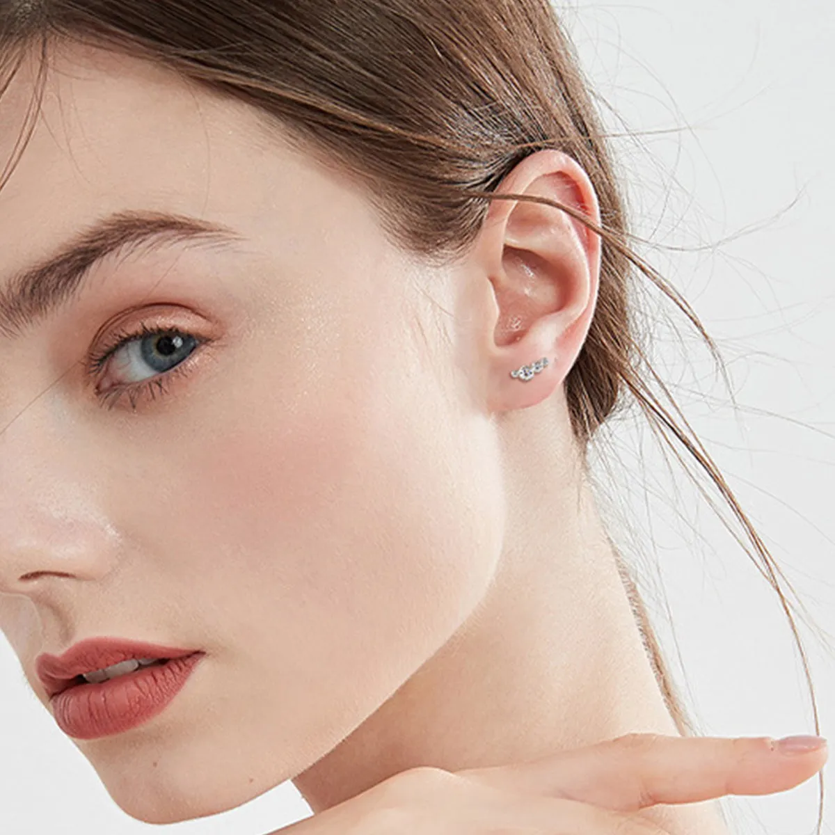 Minimalist 4-Stone Stud Earrings in Gold & Silver: Stylish and Modern Jewelry