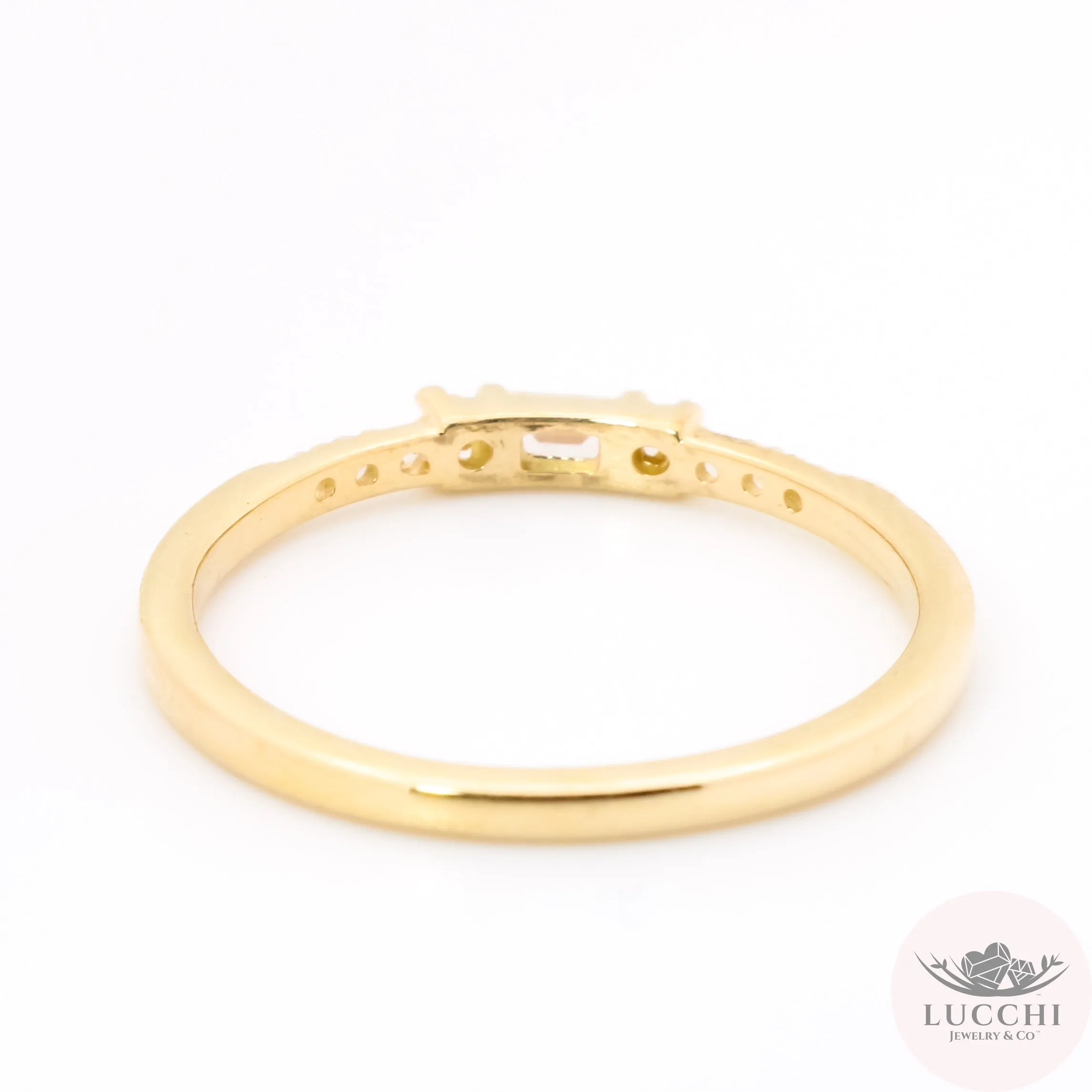 Minimalist Engagement Ring - White - 14k