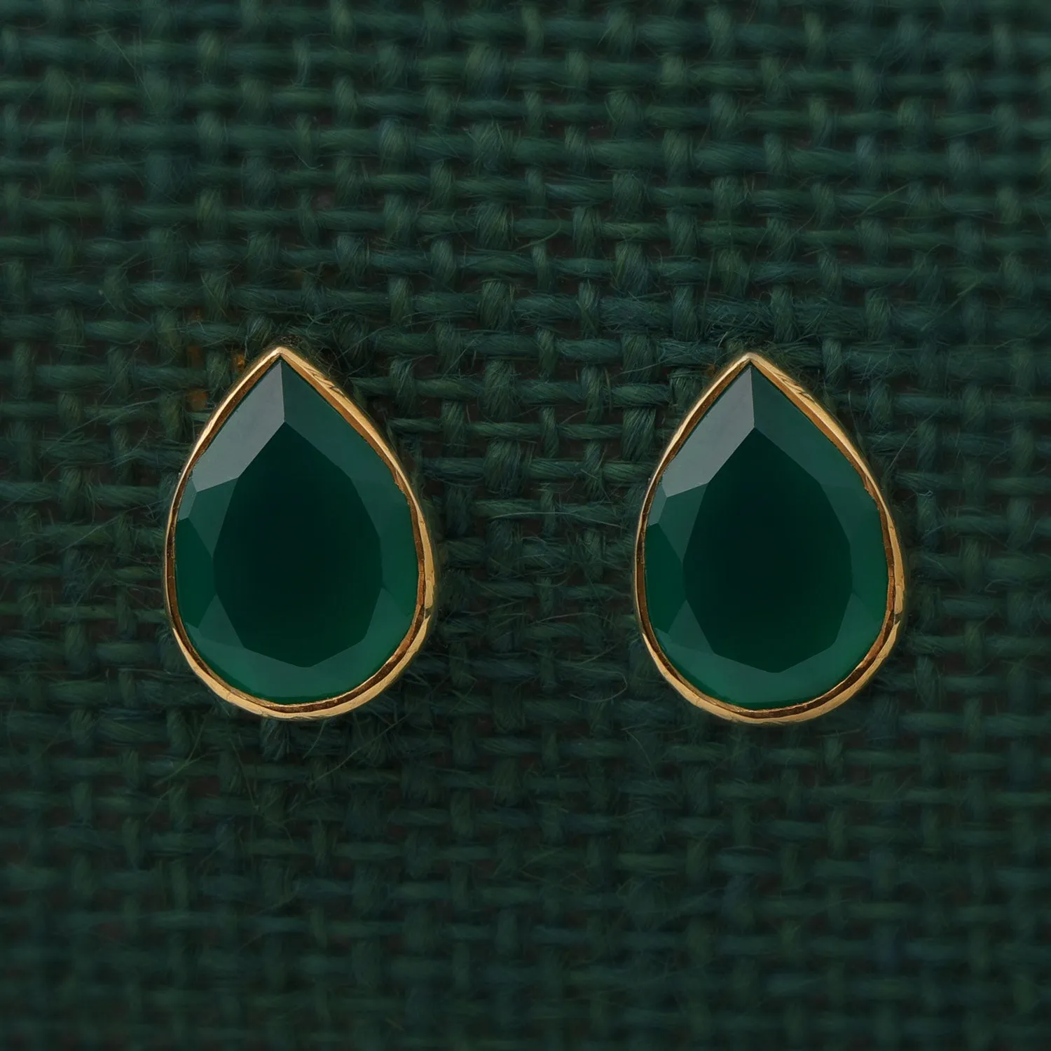 Pearlescent Petal Earrings | SKU : 0003124239, 0002929903, 0019163789, 0002929996, 0019163635, 0019586151, 0019586014, 0019586120