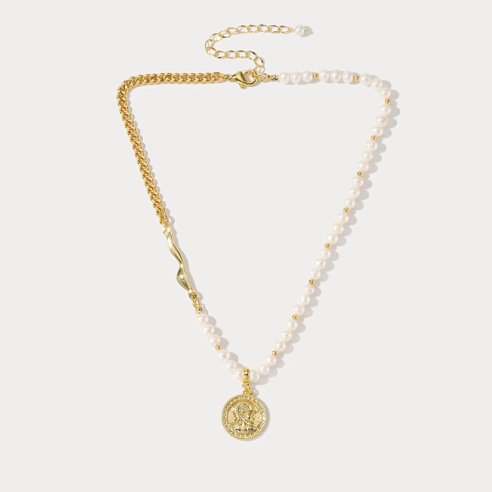 Portrait Pearl Chain Necklace