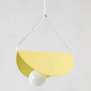 Sleek Metal Pendant Ceiling Light- Simplicity & Style in Living Room Lighting