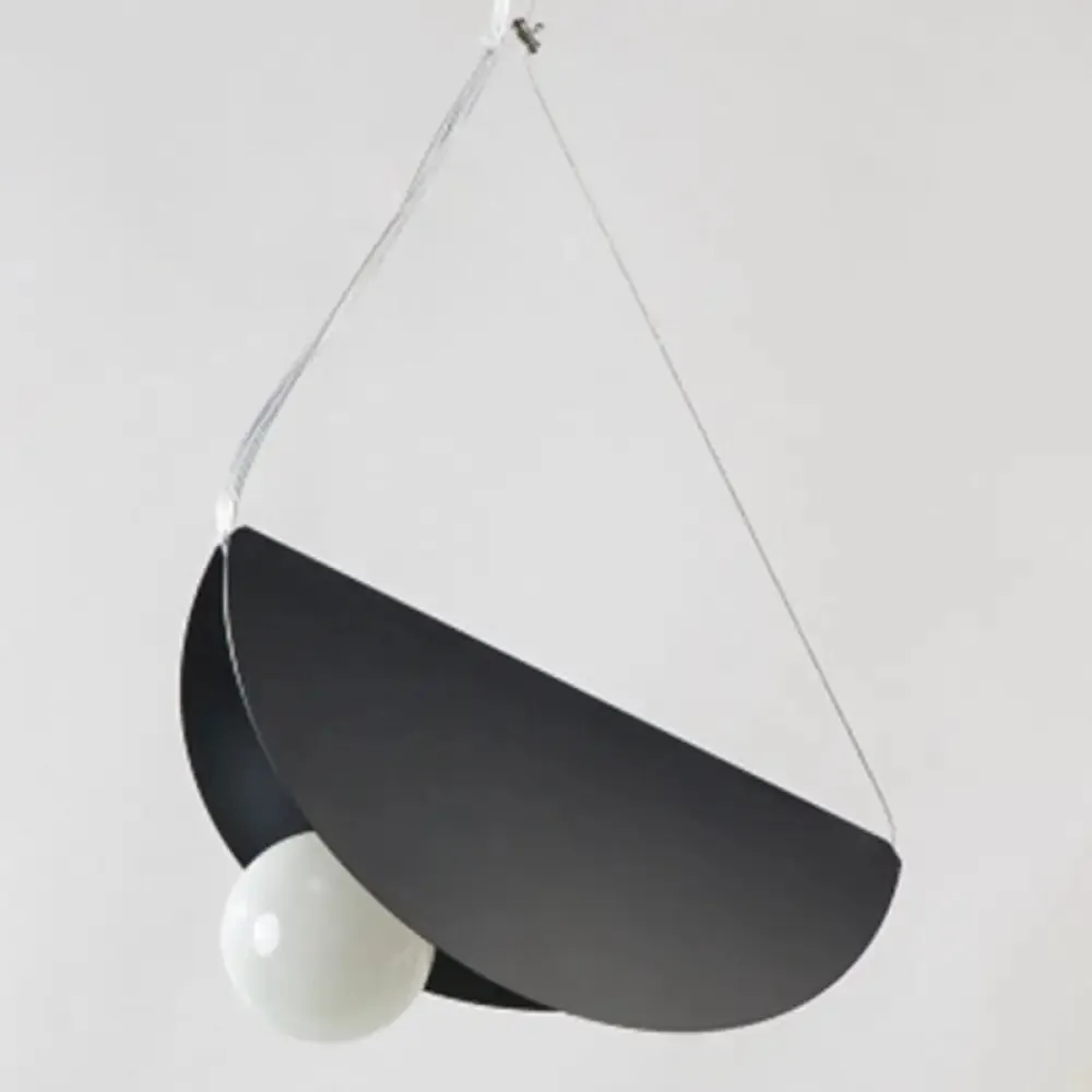Sleek Metal Pendant Ceiling Light- Simplicity & Style in Living Room Lighting