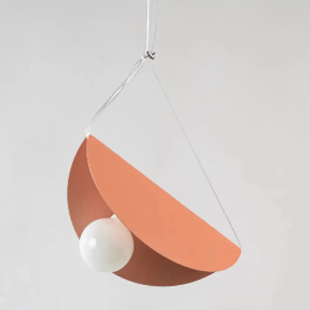 Sleek Metal Pendant Ceiling Light- Simplicity & Style in Living Room Lighting