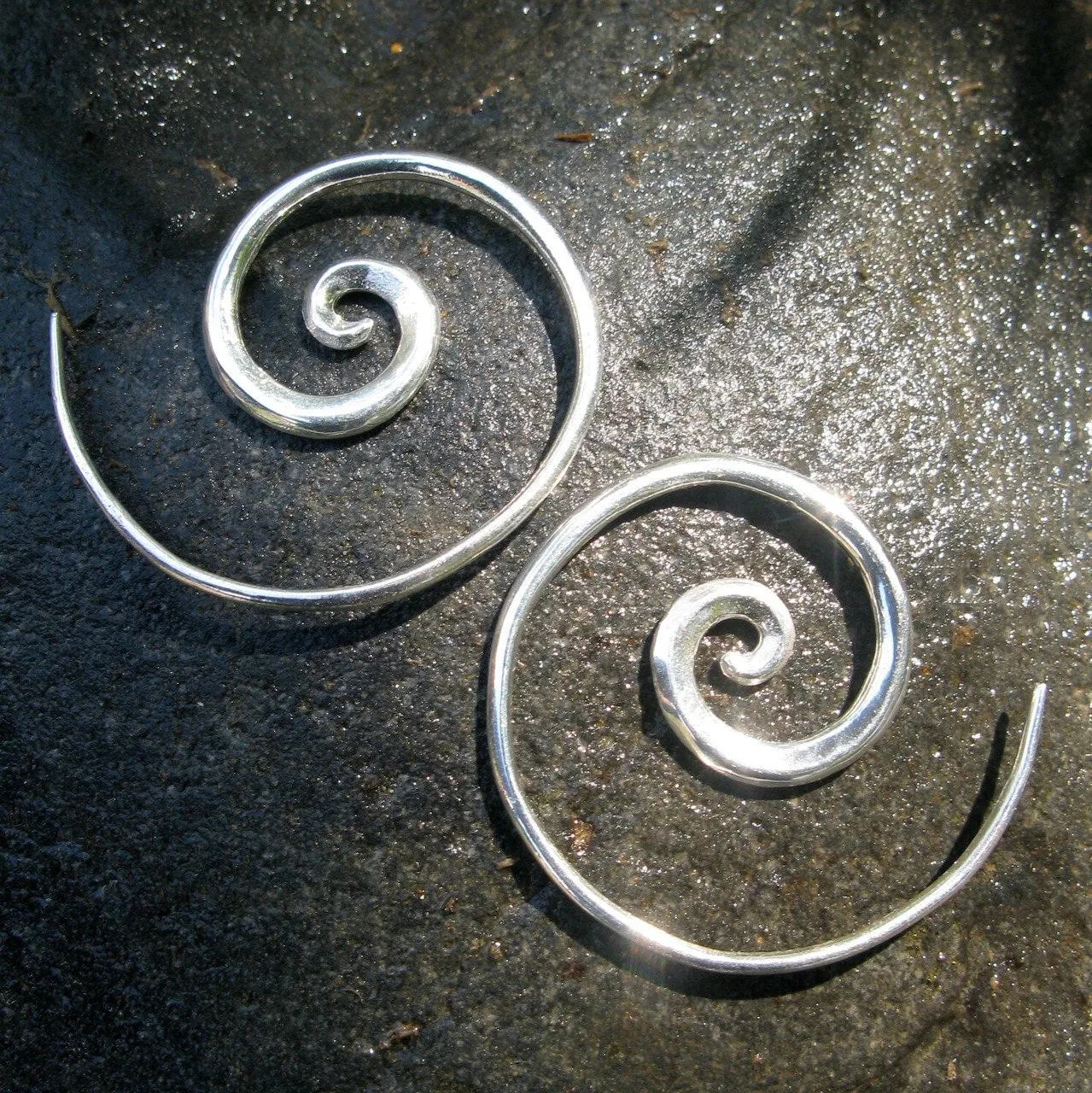 Spiral Earrings - Solid Sterling Silver - Small 1.25" Hoop (036S)
