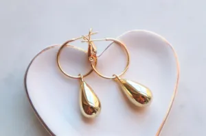 Teardrop hoops