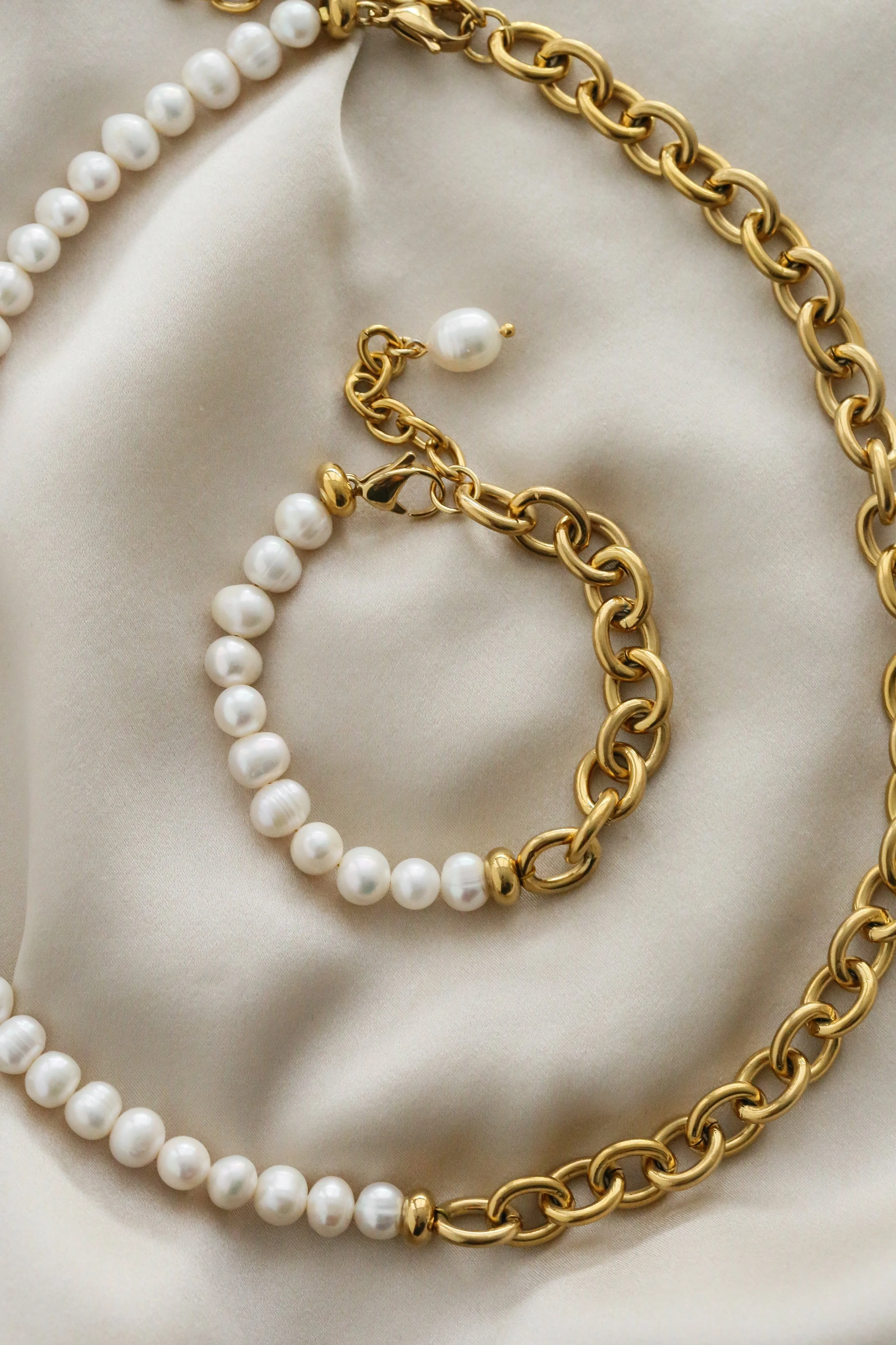 Valerie Necklace